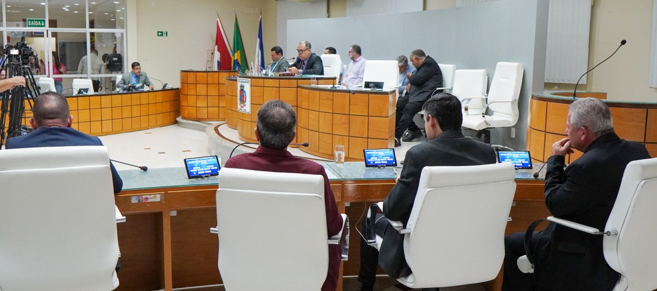 Câmara Municipal vota Projeto de Lei, moções e ofícios na 32ª Sessão Ordinária Câmara Municipal vota Projeto de Lei, moções e ofícios na 32ª Sessão Ordinária