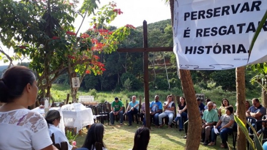 Legislativo forma Comissões Permanentes Legislativo forma Comissões Permanentes